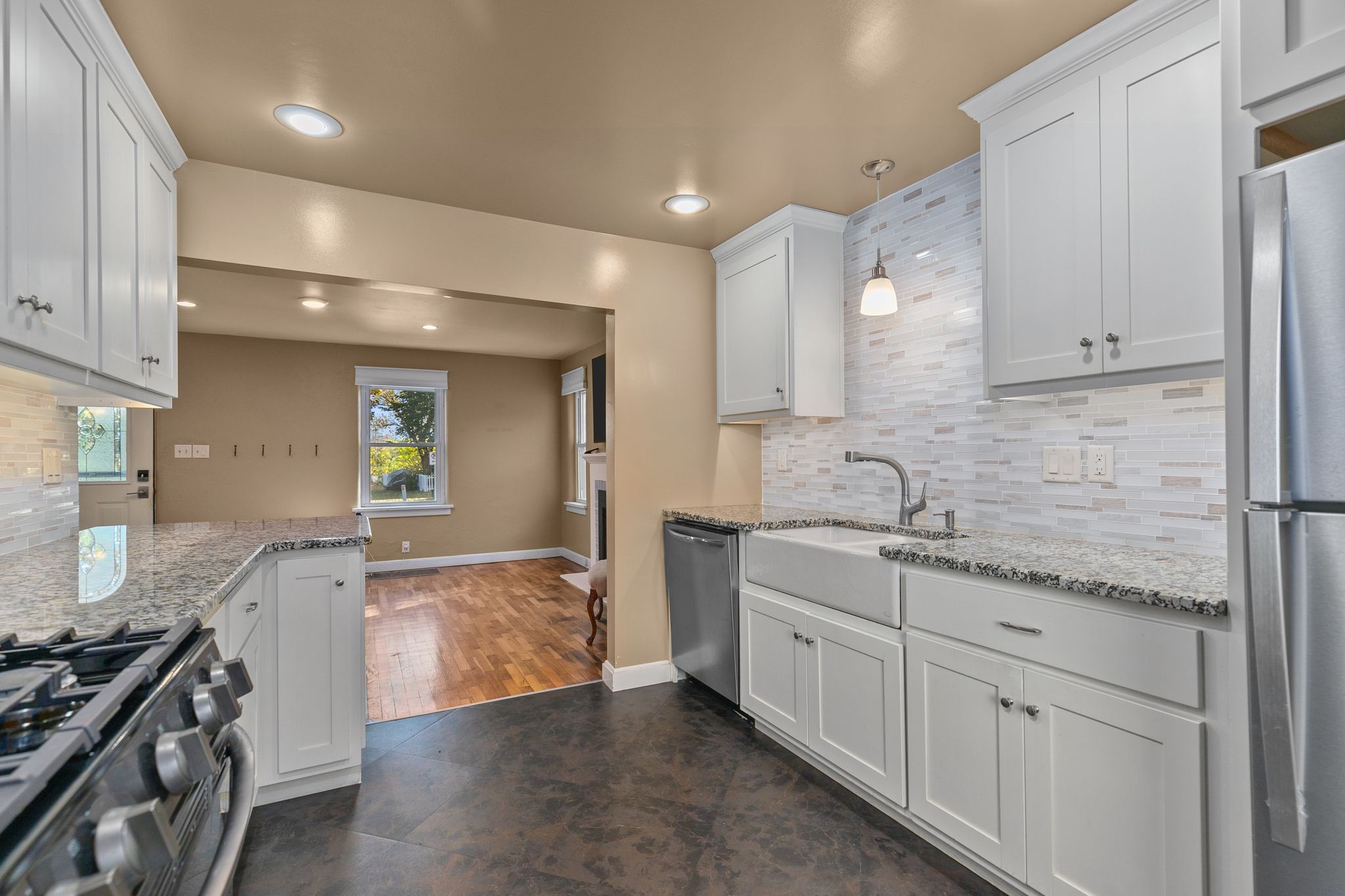 red oak kitchen dishwasher