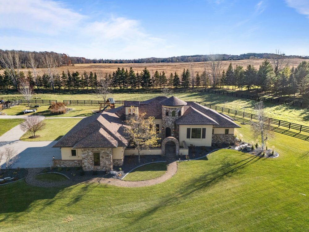 Front view of luxury equestrian estate in Appleton’s Equestrian Park