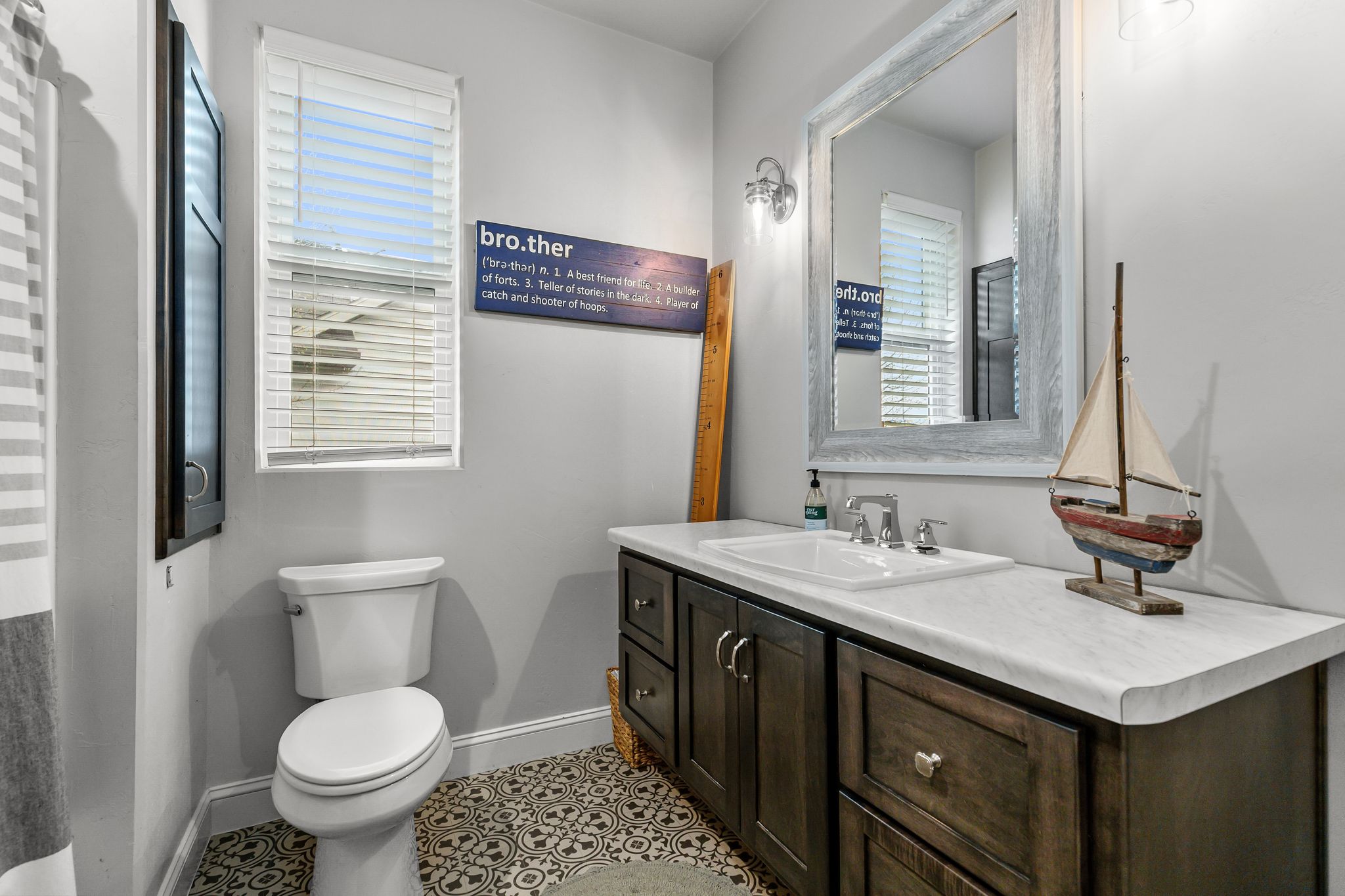 Guest bathroom at W6681 Charleen Ln in Greenville, WI