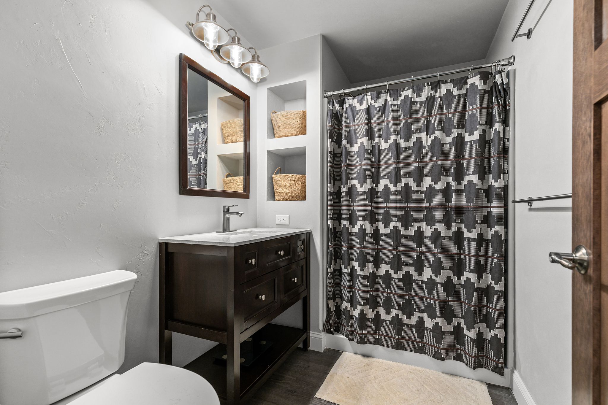 Lower-level full bathroom at W6681 Charleen Ln in Greenville, WI